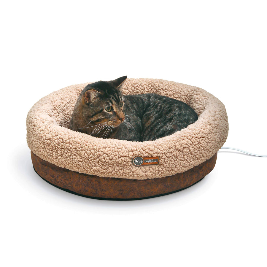 Indoor Heated Cat Bed with Plush Nest Design